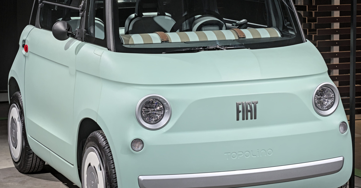 Fiat Topolino (2023) at Auto Zürich 2024