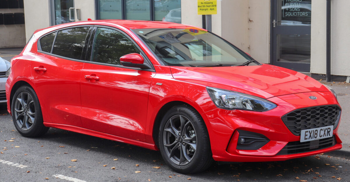 Ford Focus ST-Line TDCi 1 5 Front Taken in Leamington Spa