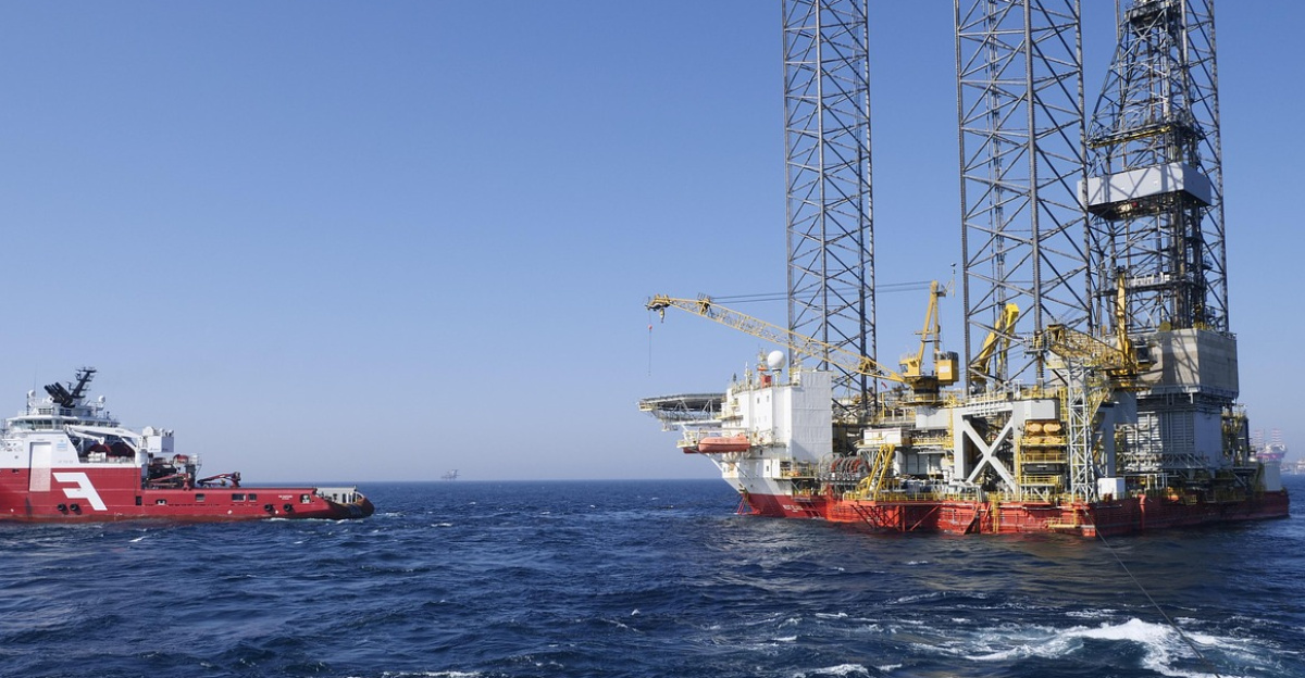 industry, oil, oil industry, energy, petrochemicals, offshore, seafaring, shipping, technology, drag, platform, rig, north sea, drill, oilfield, offshore, offshore, offshore, offshore, offshore, rig, oilfield, oilfield