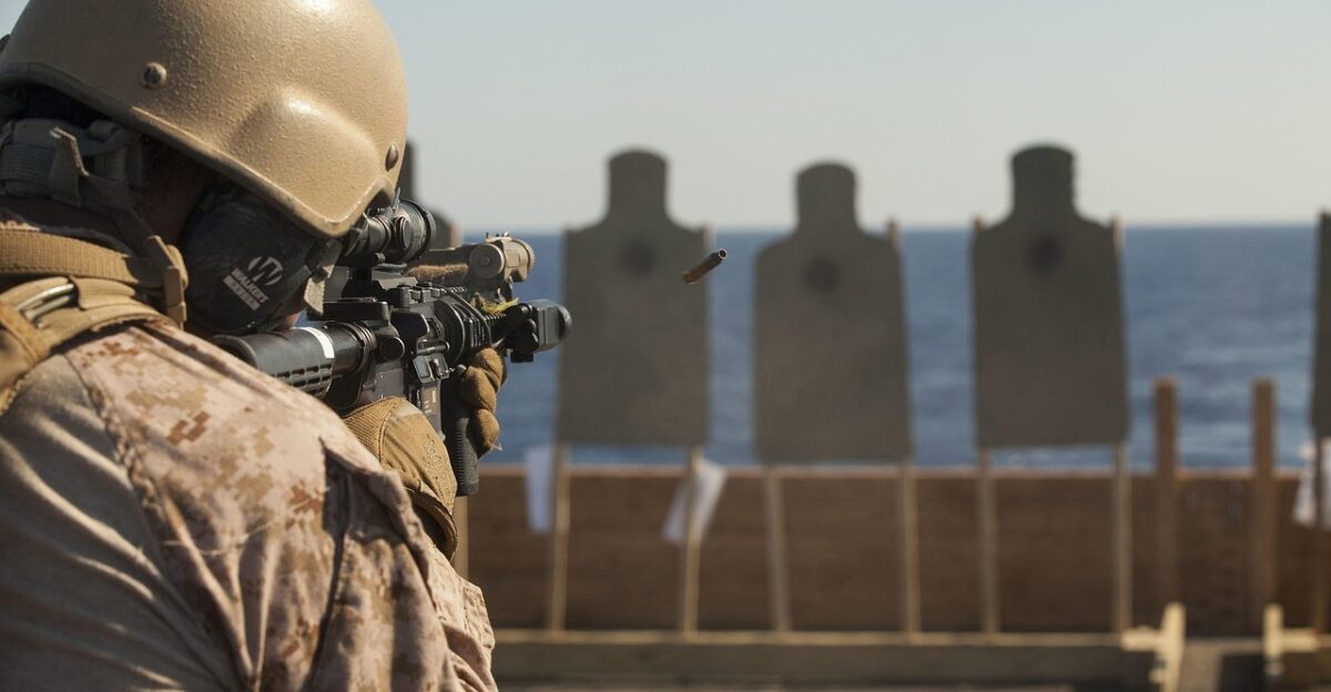 meu 24th marine expeditionary unit marines