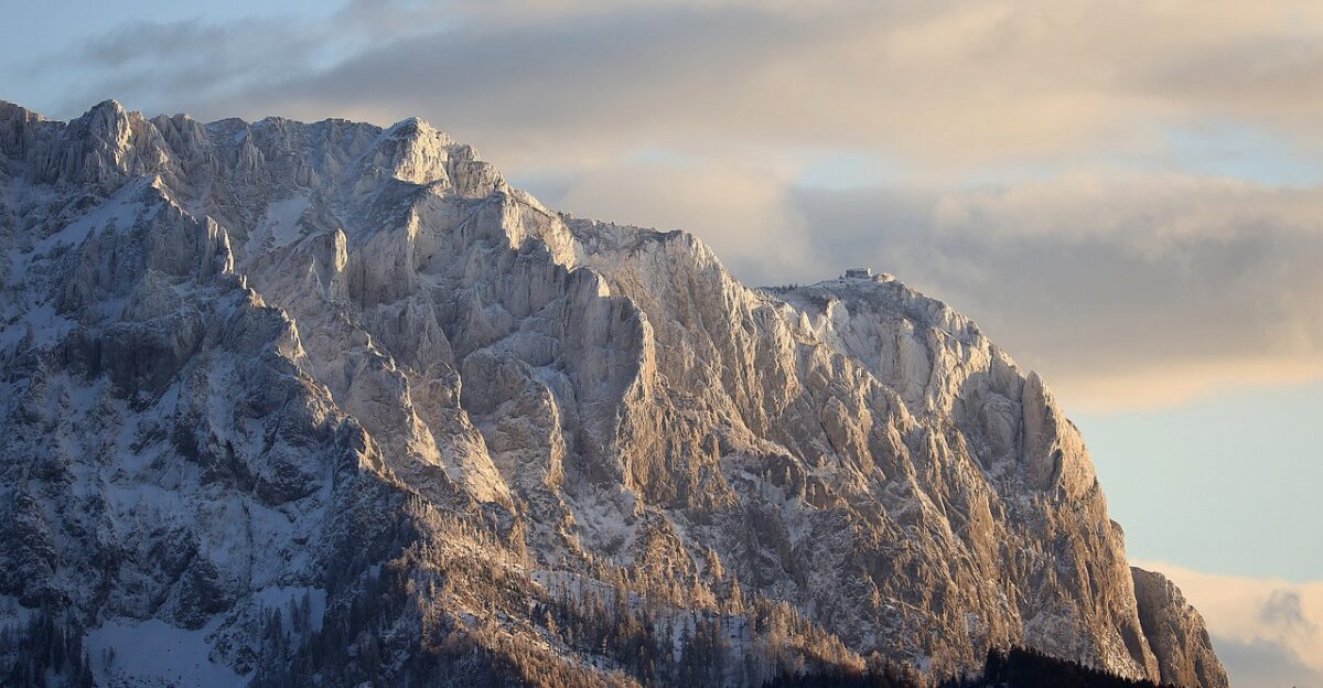 alpine mountain landscape sunset austria wintry sky nature traunstein mountain hut salzkammergut limestone alps upper austria gmunden mountain mountain mountain mountain mountain austria