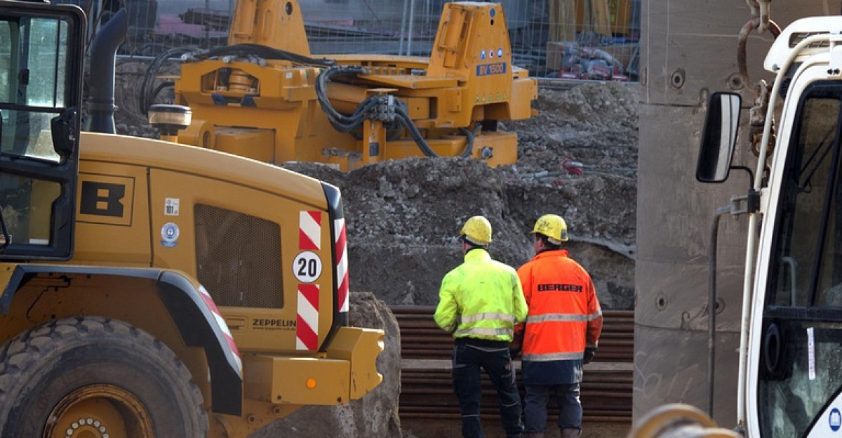 construction site, engineer, construction machinery, construction worker, helmet, construction manager, construction manager, construction manager, construction manager, construction manager, construction manager