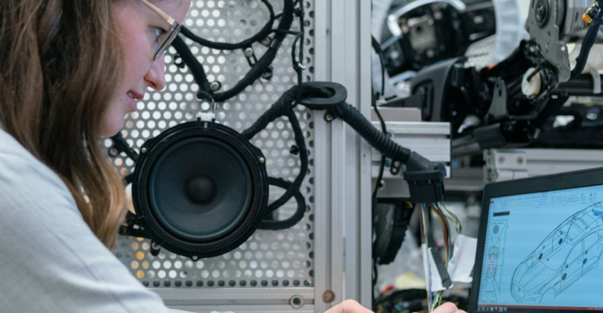 engineer, engineering, electrical engineer, electrical engineering, workshop, factory, computer, laptop, cars, automobile, automotive, vehicle, engineer, engineer, engineer, engineer, engineer, engineering, engineering, engineering, electrical engineer, electrical engineer, electrical engineering