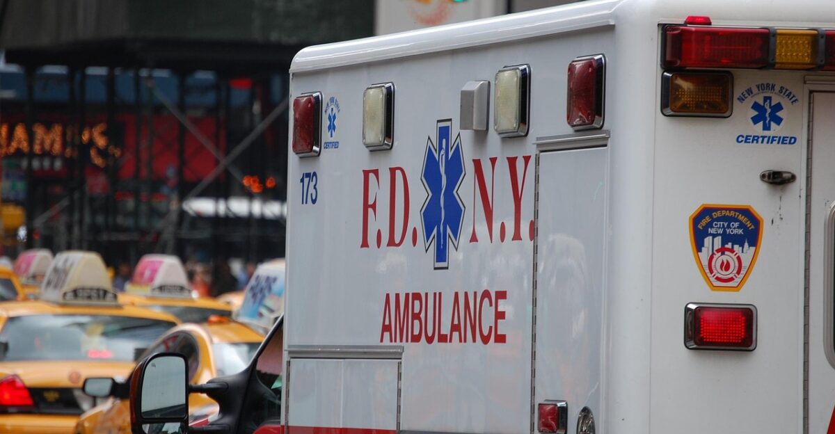 ambulance new york emergency medical vehicle city paramedic transportation fdny ambulance ambulance ambulance ambulance ambulance paramedic