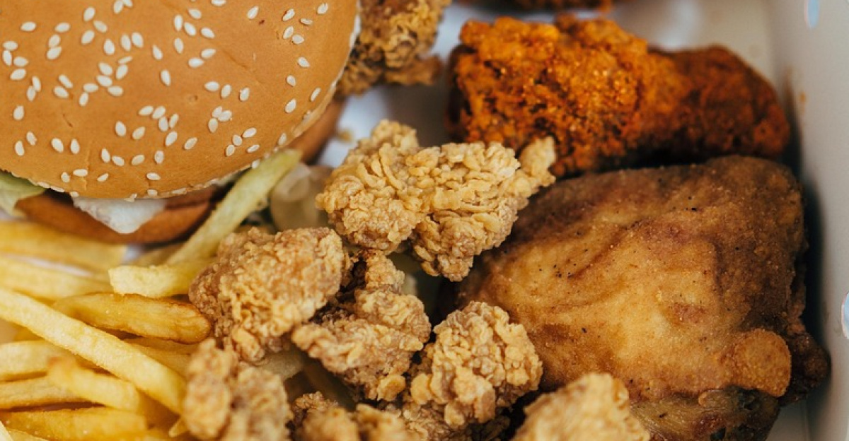 fast food, burger, fries, fried, food, dish, chicken, snack, potato, crispy, nuggets, baked, american, kfc, kfc, kfc, kfc, kfc, kfc