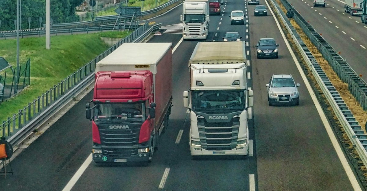 highway, road, trucks, vehicles, traffic, transport, transport vehicles, highway, highway, highway, highway, trucks, trucks, trucks, trucks, traffic, traffic, traffic, traffic, transport, transport, transport, transport, transport