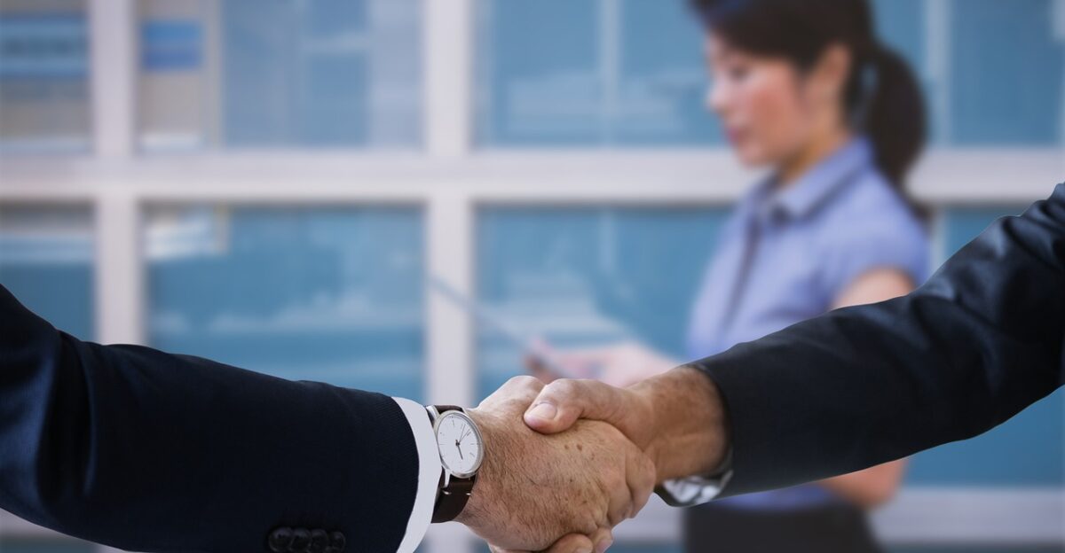 shaking hands handshake boss executive businesswoman woman power specialist woman female business people collaboration friendship together binding compatible conclusion liability men s suit office business symbol promise teamwork team handshake handshake handshake handshake handshake boss boss executive promise
