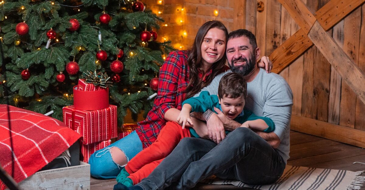 family christmas happy holiday celebration together december happiness