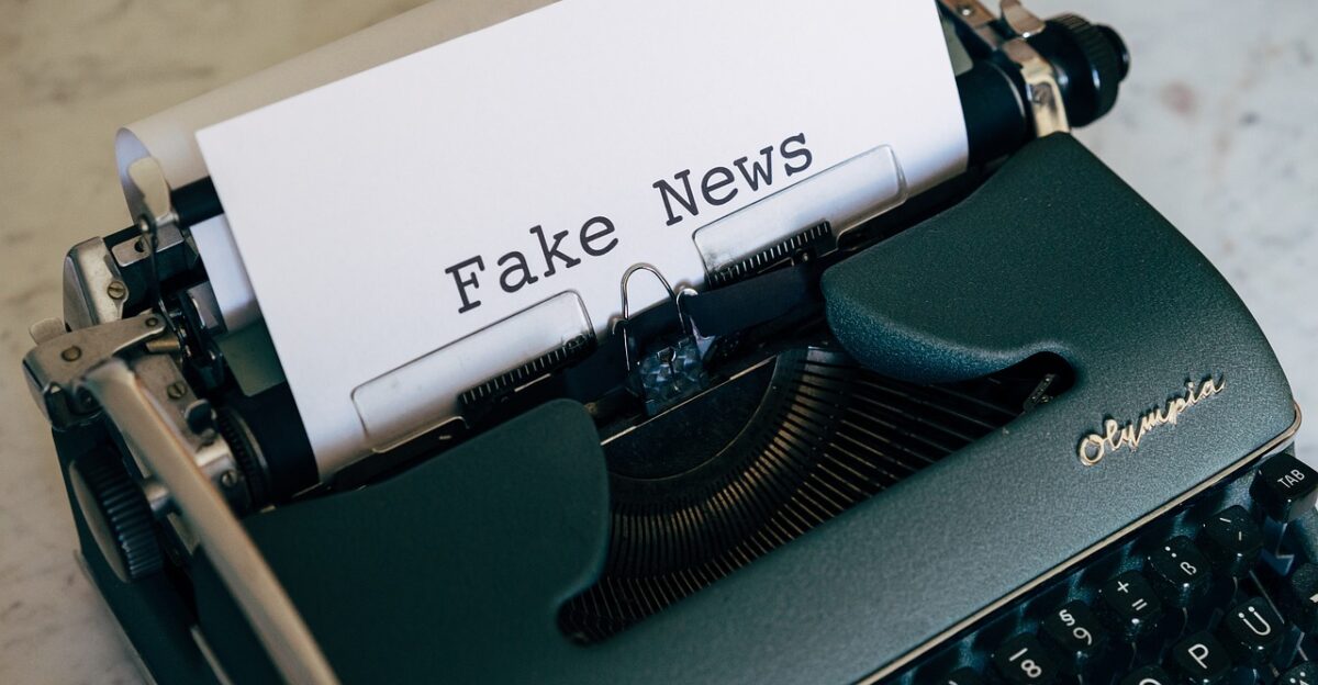 wrong messages news false media hoax journalism information counterfeit communication misinformation rumor distribution illusion mislead mainstream reporting misleading medium concept journalist false false false false hoax misinformation misinformation misinformation misinformation rumor rumor rumor rumor rumor