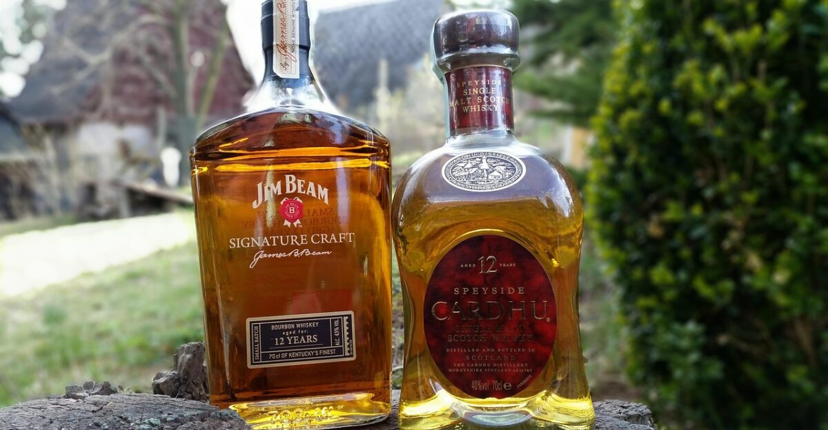 whiskey whiskey bottle jim beam cardhu beverage glass alcohol whiskey whiskey whiskey bottle jim beam jim beam jim beam jim beam jim beam