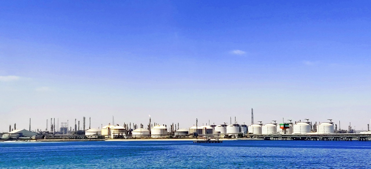 oil storage tank crude oil oil terminal tank farm oil refinery kuwait flag tower al ahmadi port oil industry fuel oil jetty blue farm blue industry crude oil crude oil crude oil crude oil crude oil oil terminal tank farm oil refinery oil refinery