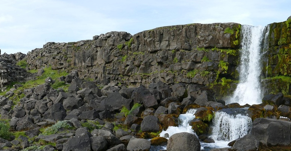 iceland, thingvellir, landscape, mountains, rock, þingvellir, rock face, continental plates, continental drift, crevices, nature, waterfall, panorama