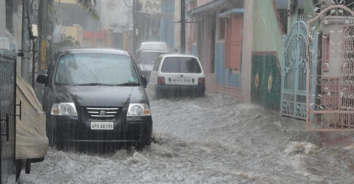 flood, water, street, disaster, emergency, flooding, car wallpapers, car, india, nature, gray car, gray water, gray street, gray emergency