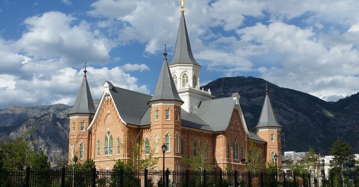 lds latter-day saint temple mormon utah church building religious provo provo utah provo utah city center temple holy steeple spiritual saints latter-day historic spire jesus christ architecture blue church lds lds mormon mormon mormon mormon utah utah provo provo provo utah provo utah provo utah provo utah provo utah spire