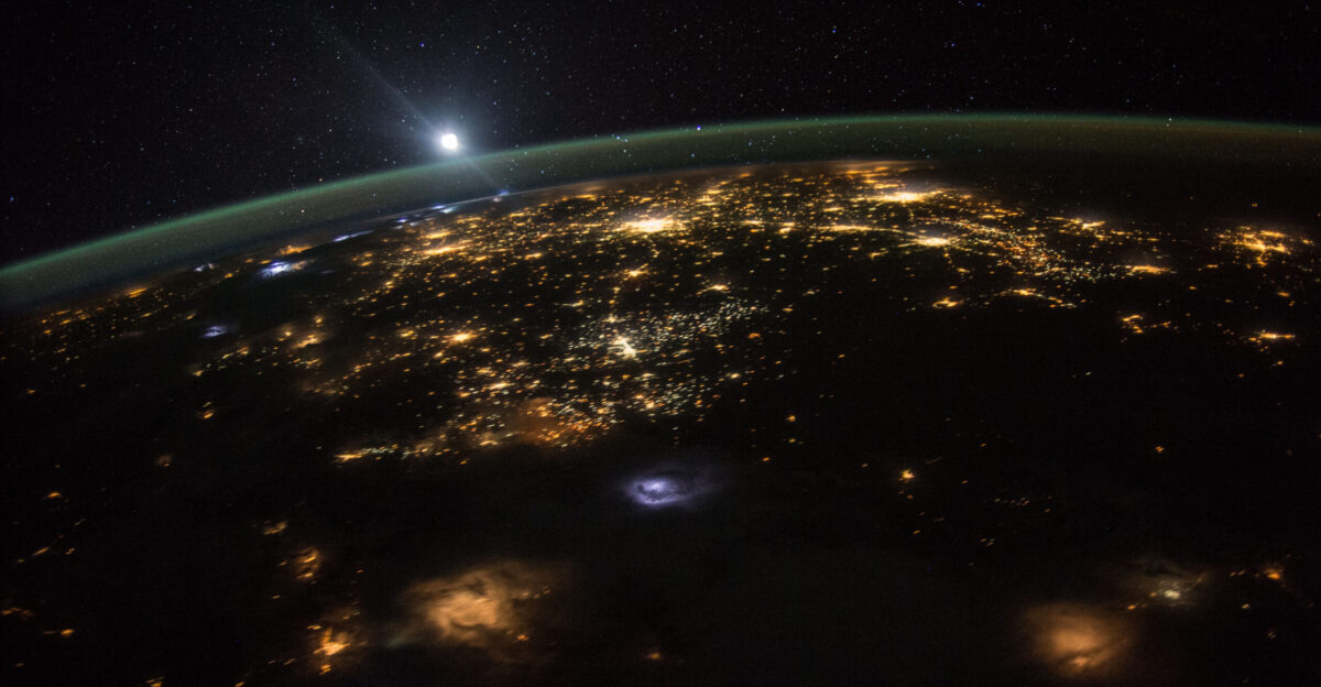 NASA astronaut Scott Kelly took this photograph of a moonrise over the western united states