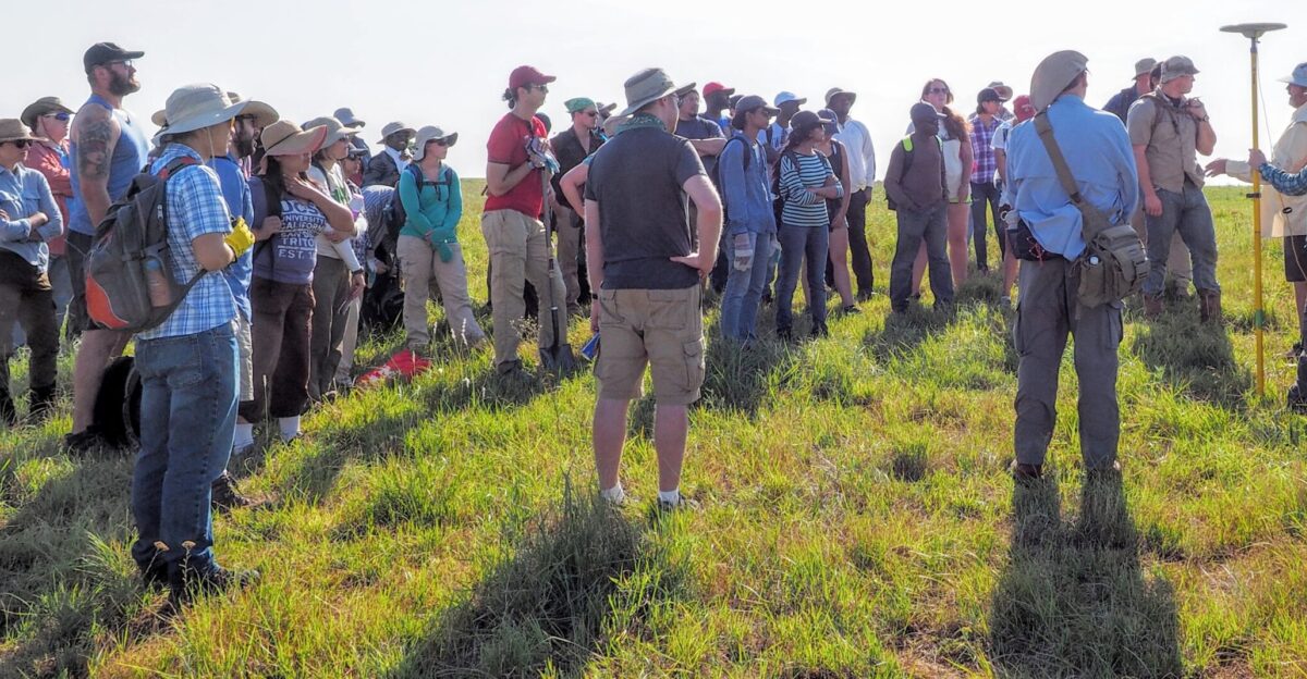 Seismologists Unite for Community Wavefields Experiment in