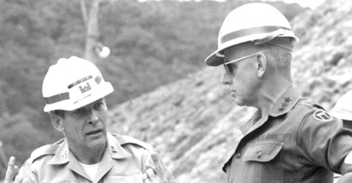 HICOM Inspects Fukuji Dam.
<p>福地ダムを訪れる高等弁務官
撮影地：Okinawa, Higashi Village
撮影日：1970-4-27
福地ダム建設現場を視察するランパート高等弁務官（中央）
沖縄県公文書館 資料コード： 0000112138
</p>
USCAR Collection