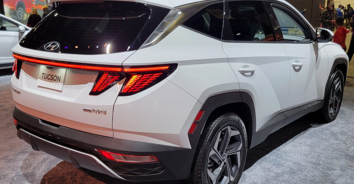 Hyundai Tucson Hybrid at 2022 Chicago Auto Show