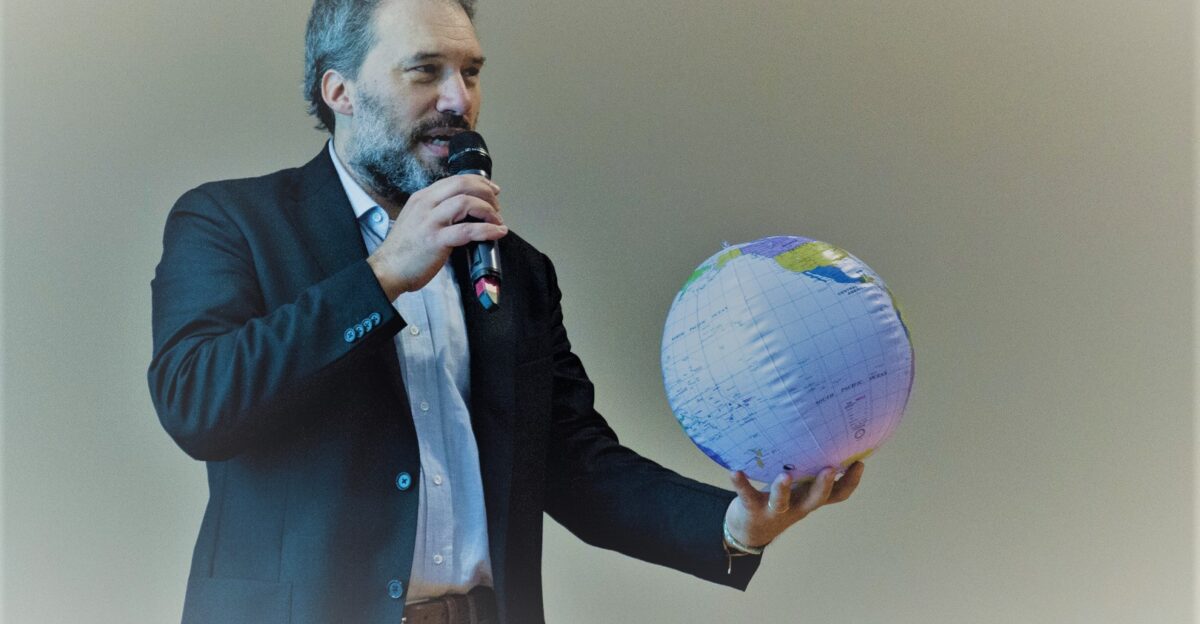 Foto del sismologo Stefano Solarino