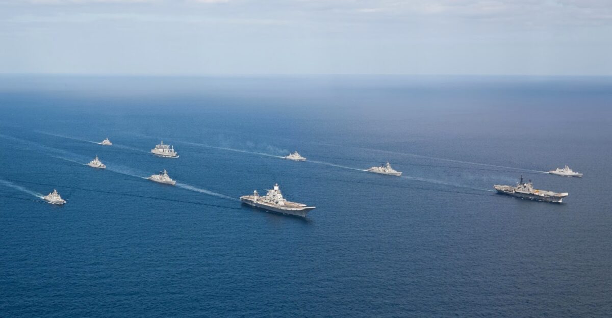 Indian Navy flotilla of Western Fleet escort INS Vikramaditya R33 and INS Viraat R22 in the Arabian Sea