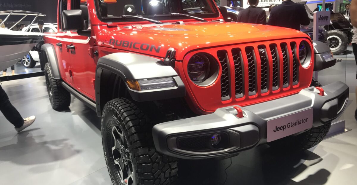 Jeep Gladiator JT front