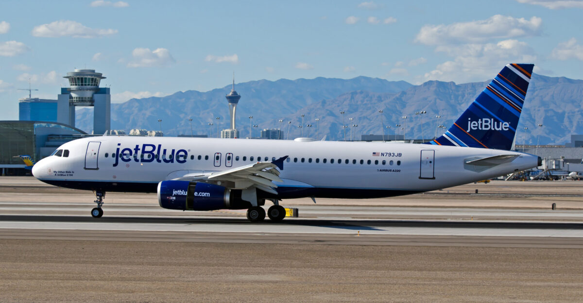 Brand New Airbus First Fligh 14-3-2011 - Deliver 8-4-2011 Las Vegas - McCarran International LAS KLAS USA - Nevada May 11 2011 Photo Tom s Del Coro