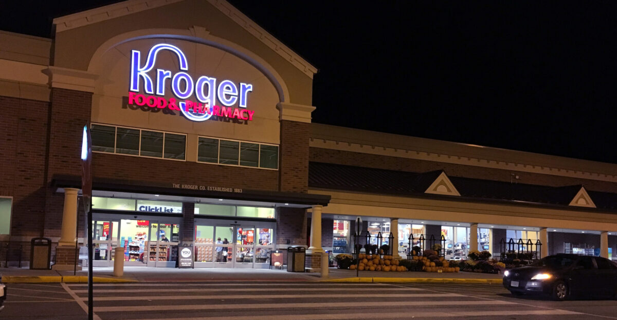 This is Kroger 555 located at 5007-2 Victory Blvd in Tabb VA Originally this located was located at 101 Village Ave which was a Hannaford before becoming a Kroger in the same shopping complex but moved to this location after the adjacent Kmart downsized from a Super K to a regular store and Kroger took over the former grocery section of the store This store in its current location opened on May 13 2015