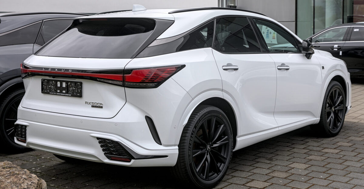 Lexus RX 500h F Sport Performance TALH17 in Filderstadt