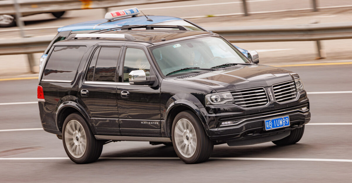 LINCOLN NAVIGATOR U326 China