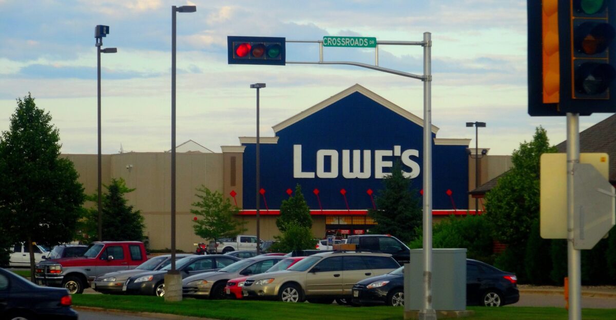 Lowes Home Improvement Store