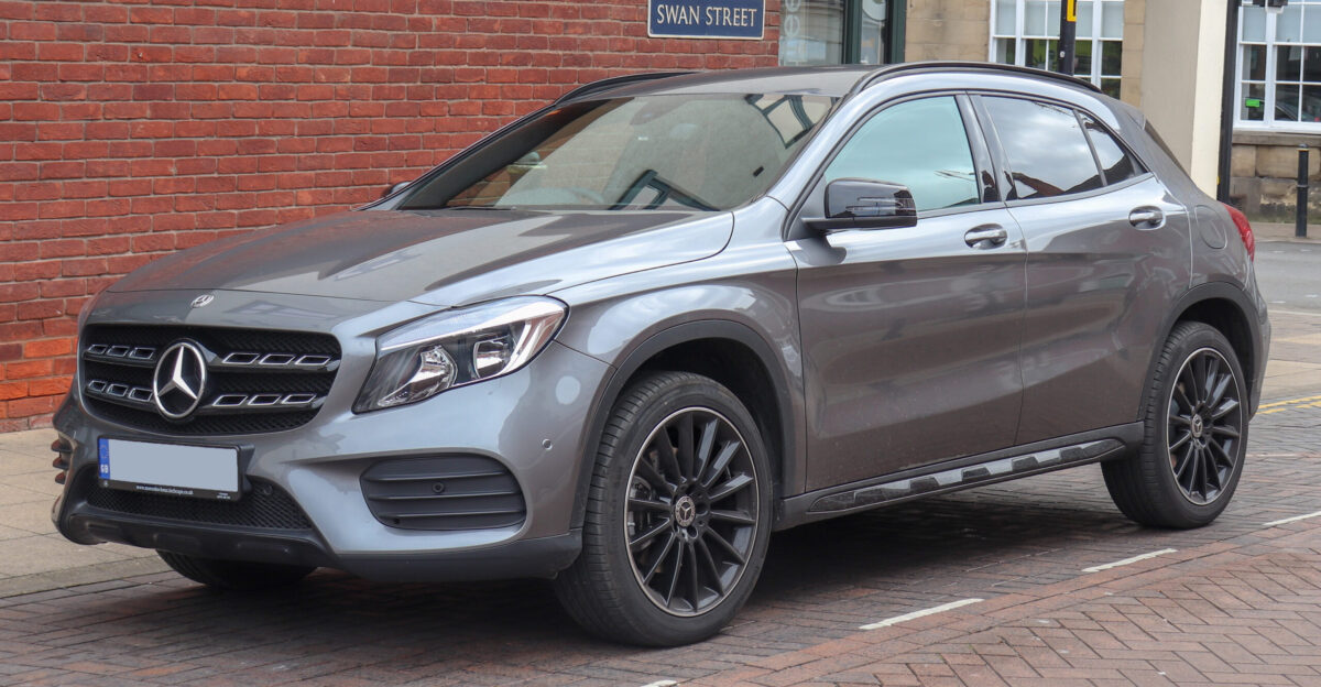 Mercedes-Benz GLA 220 AMG Line Exclusive Diesel 4MATIC 2 1 Front Taken in Warwick