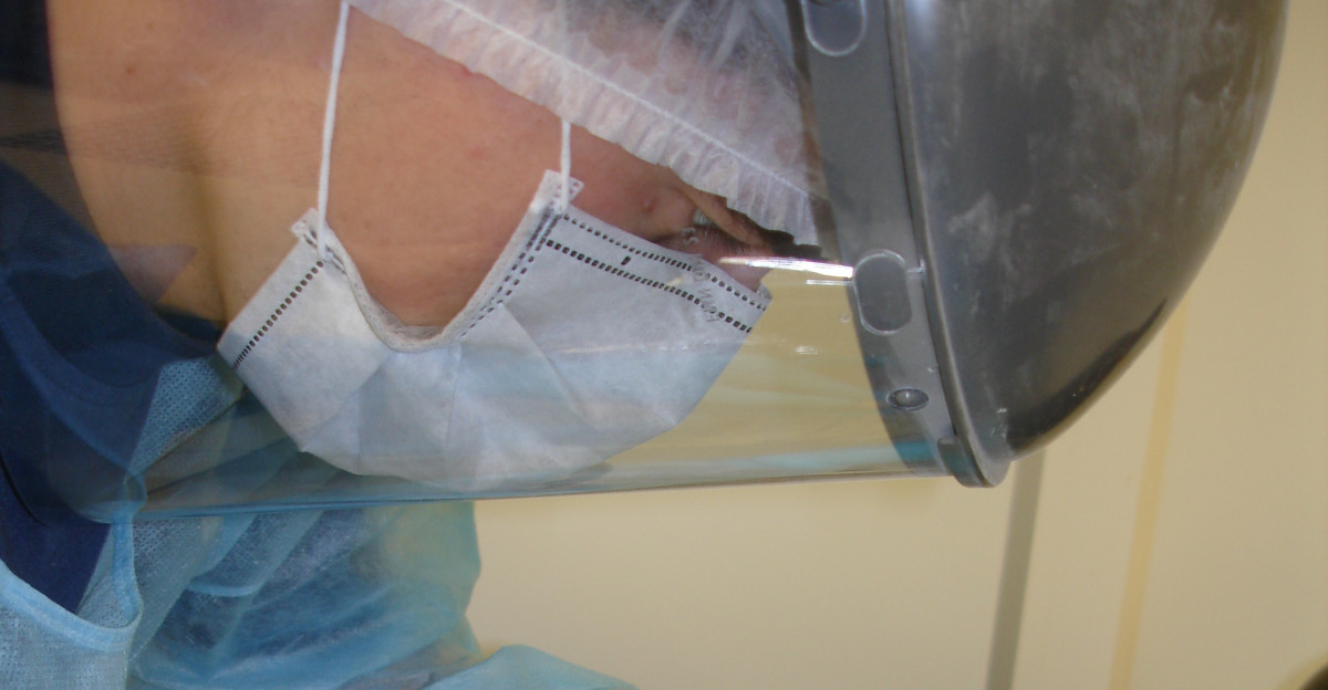 Working in a clean room researchers at the Max Planck Institute for Evolutionary Anthropology in Leipzig Germany took extensive precautions to avoid contaminating Neanderthal DNA samples - extracted from bones like this one - with DNA from any other source including modern humans NHGRI researchers are part of the international team that sequenced the genome of the Neanderthal Homo neanderthalensis These images are freely available and may be used without special permission