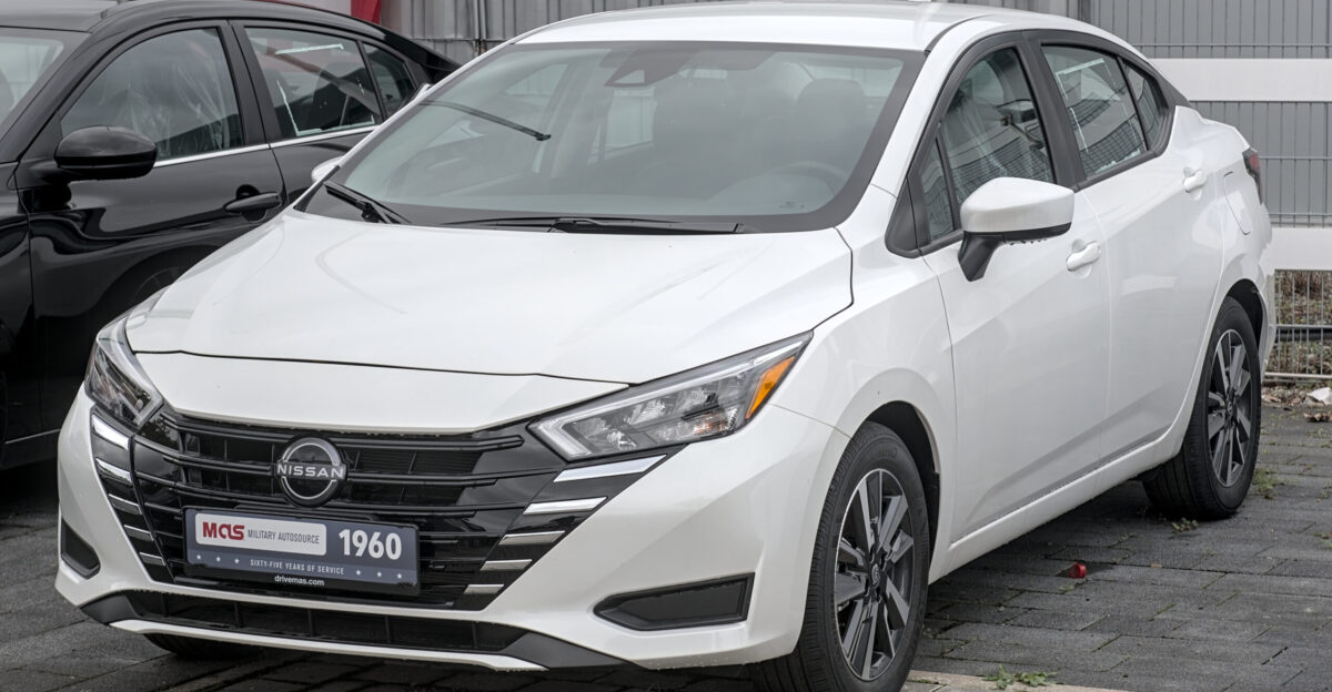 Nissan Versa N18 in Stuttgart-Vaihingen