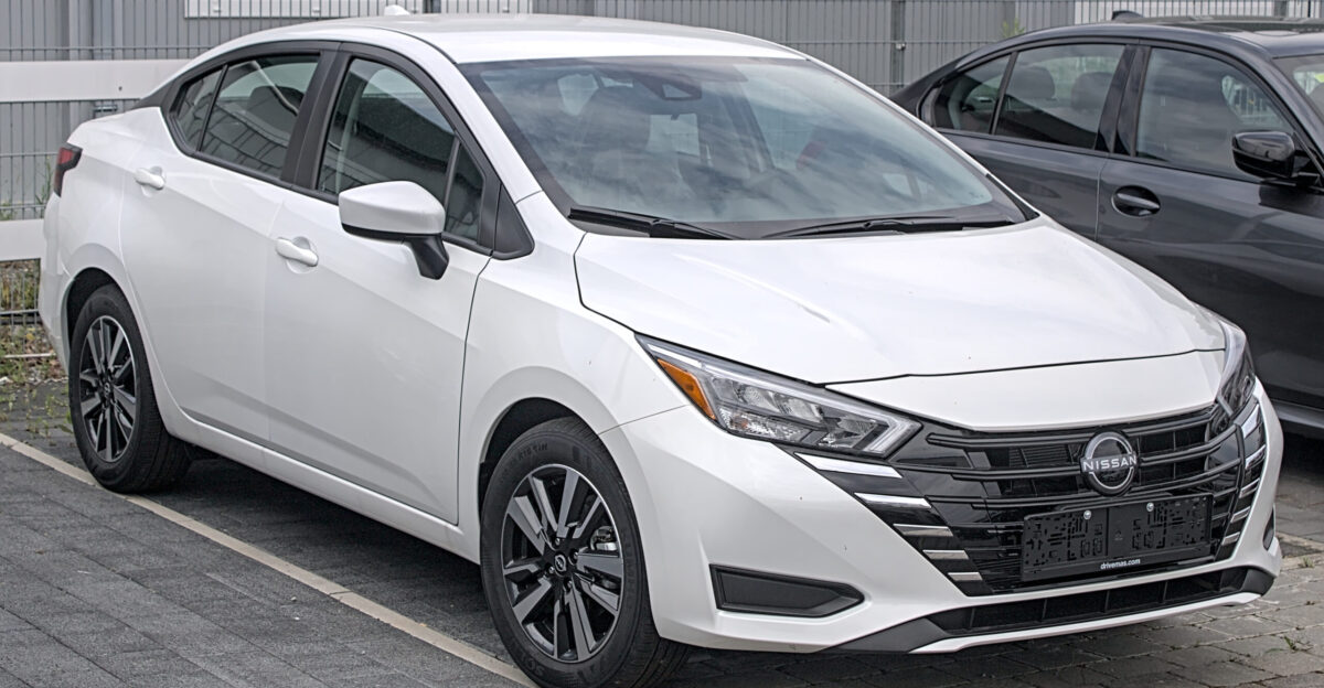 Nissan Versa N18 in Stuttgart-Vaihingen