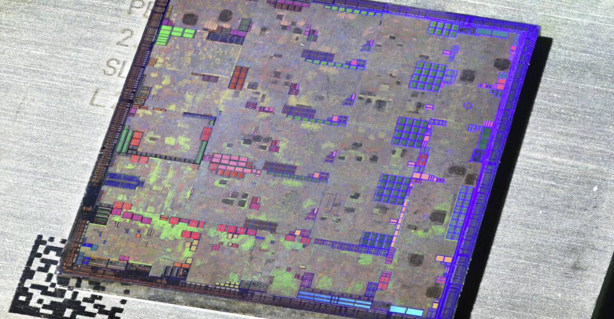 Die shot of the NVIDIA NV40 graphics processor Chip kindly donated by Oleg Kashirin