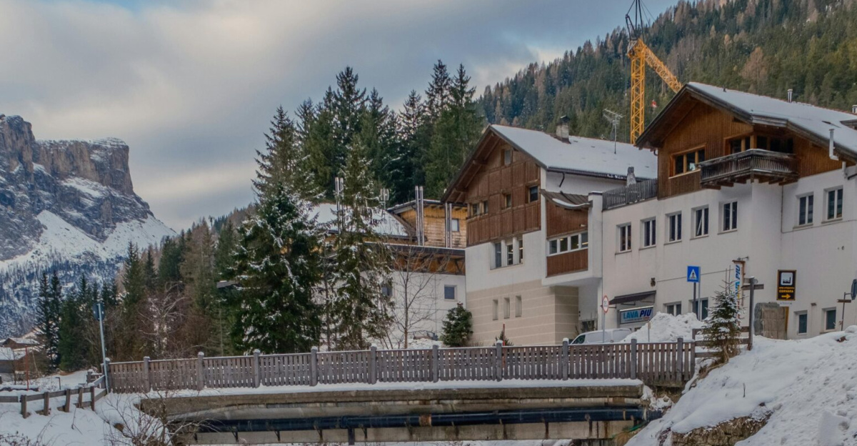 gusts in Montana's valleys and fronts,