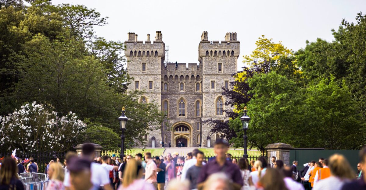 shallow focus photo of castle during daytime