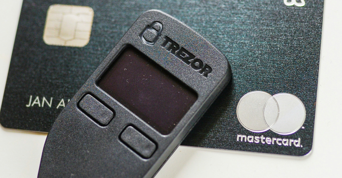 turned-off Trezor device