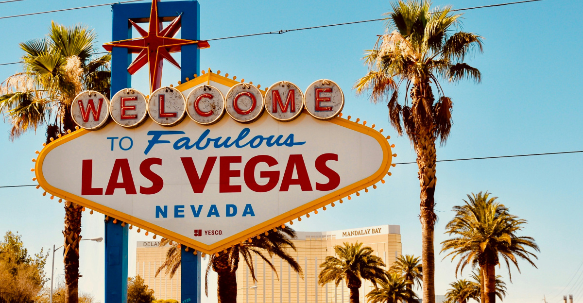 welcome to fabulous las vegas nevada signage