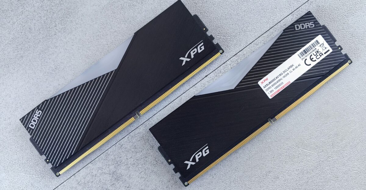 a pair of xfx radeon rx 4800 and rx
