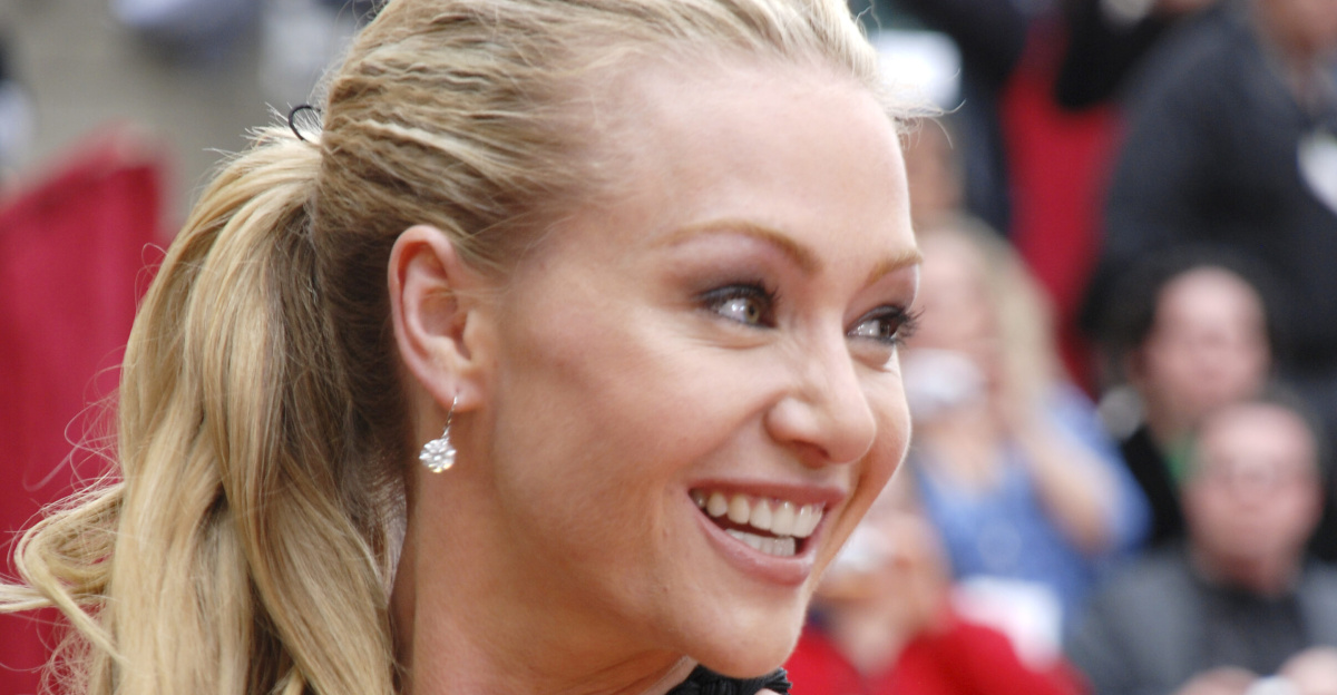Oscar 2007, Actress Portia de Rossi smiling on the red carpet