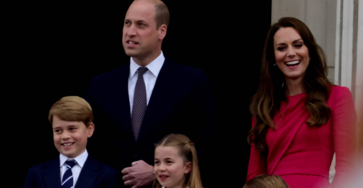 05/06/2022. London, United Kingdom. Queen Elizabeth II Platinum Jubilee 2022 - Platinum Pageant outside Buckingham Palace . Picture by Andrew Parsons / No 10 Downing Street
