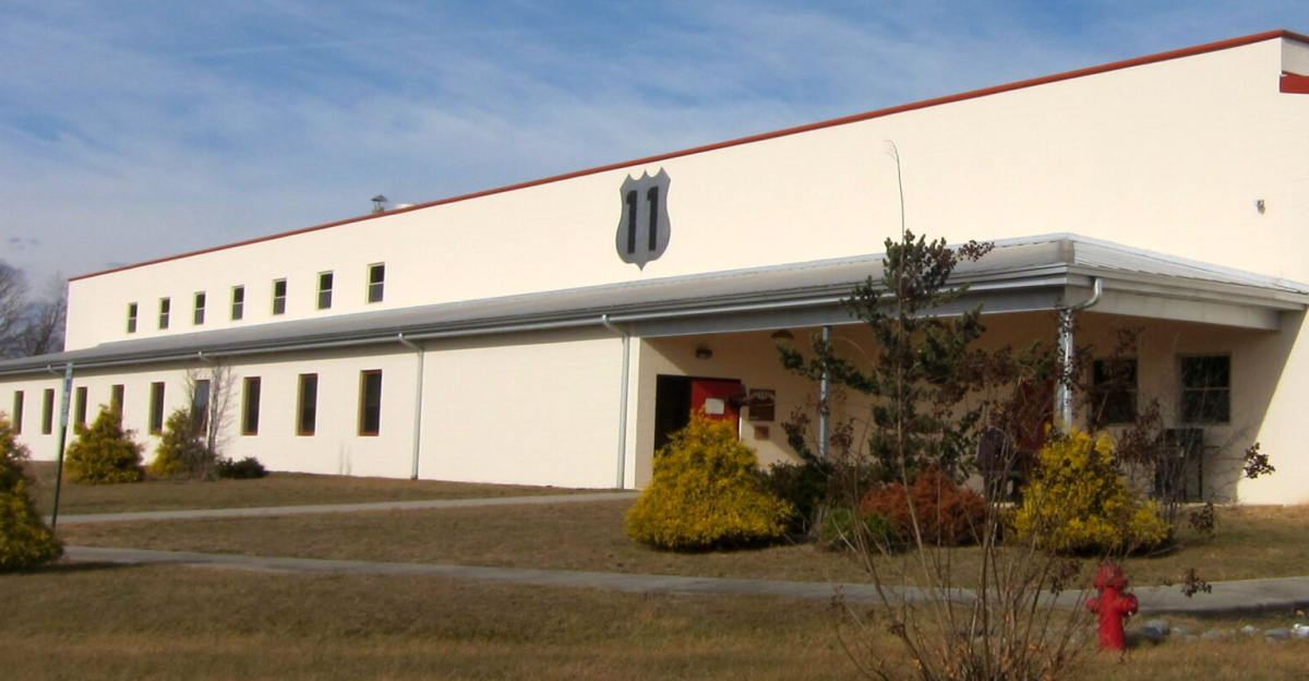 The <a href="https://en.wikipedia.org/wiki/Route_11_Potato_Chips" class="extiw" title="en:Route 11 Potato Chips">Route 11 Potato Chips</a> factory in Mount Jackson, Virginia.