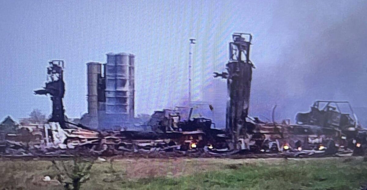Destroyed Russian S-400 systems in Crimea at the Dzhankoy airbase
