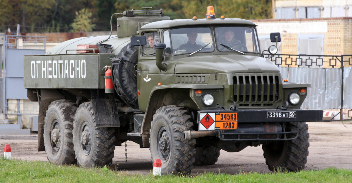 ATZ fuel vehicle on Ural-4320 chassis