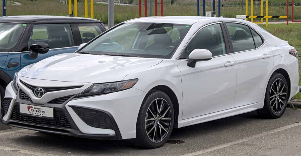 Toyota Camry XV70 in B blingen