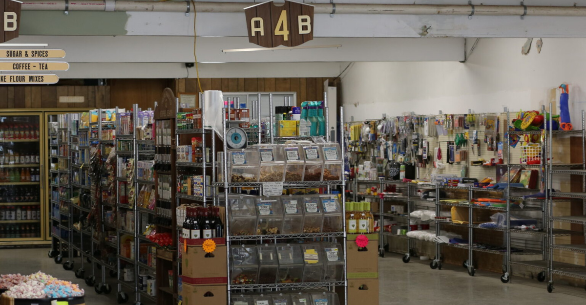 traditional grocery store