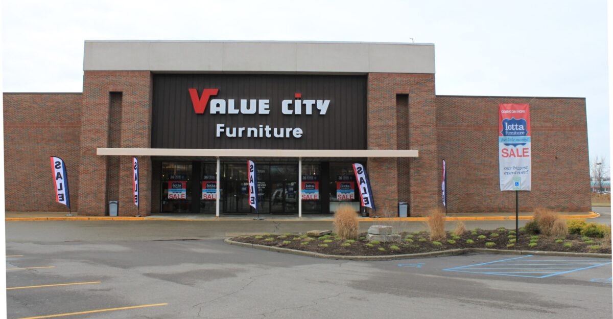 Value City furniture store 37001 Warren Road Westland Michigan