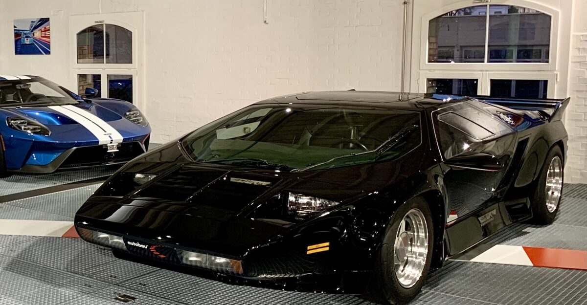 Vector W8 Twin Turbo sports car This is one of the only 17 models produced plus 2 prototype and is one of the permanent exhibit in Autobau erlebniswelt car museum in Romanshorn Switzerland