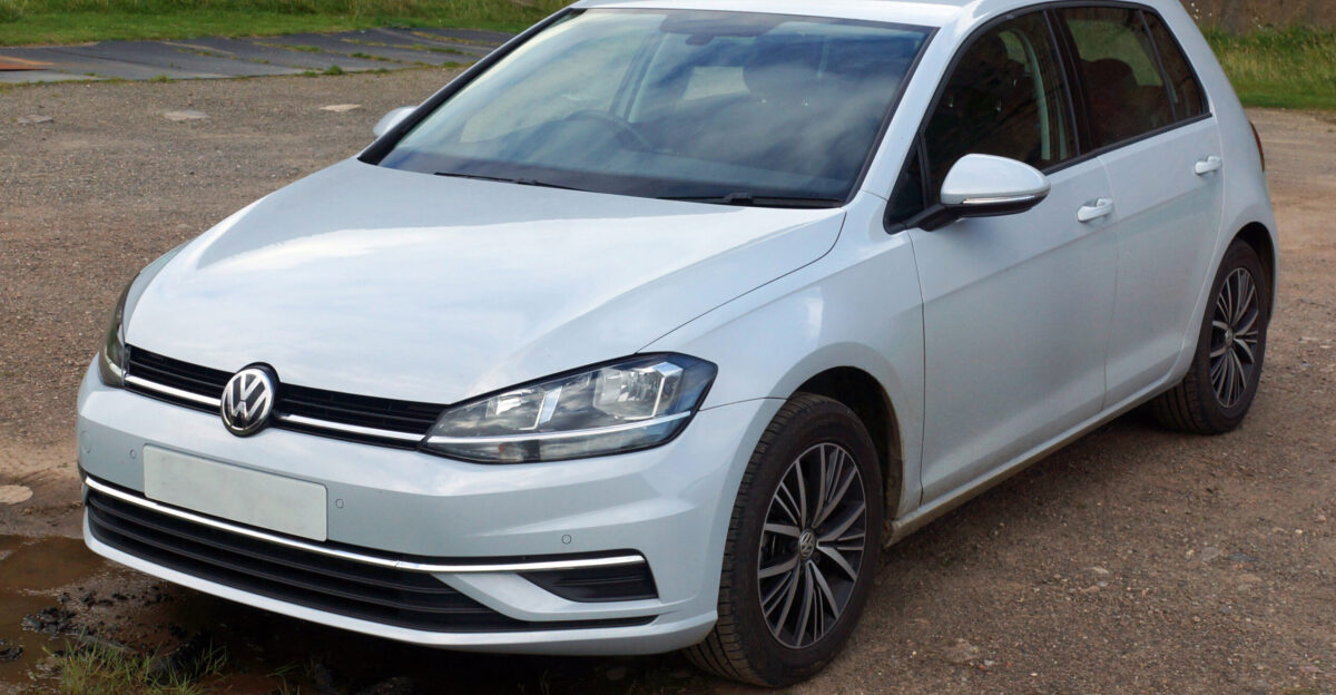 Volkswagen Golf 5G MY17 1 4 SE TSI hatchback